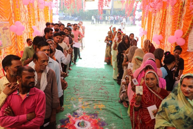 लोकसभा चुनाव में 69.17 प्रतिशत मतदान अभूतपूर्व उत्साह के बीच जिलेभर में निर्विघ्न एवं शांतिपूर्ण तरीके से संपन्न हुआ मतदान