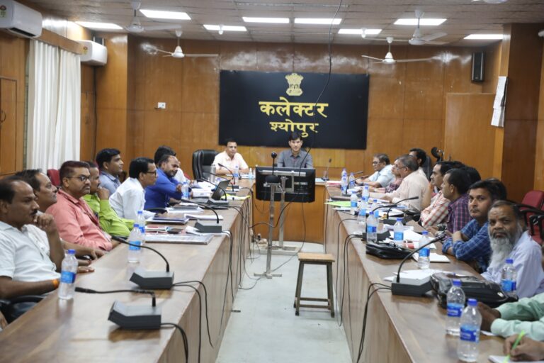 01 जून से खुलेगे स्कूल, सभी व्यवस्थाएं सुनिश्चित करने के निर्देश कलेक्टर की अध्यक्षता में बैठक आयोजित