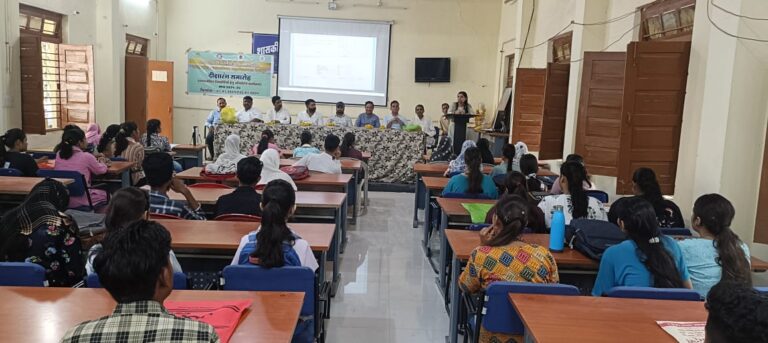 पीजी कॉलेज आज से प्रधानमंत्री कॉलेज ऑफ़ एक्सीलेंस दीक्षारम्भ समारोह आयोजित