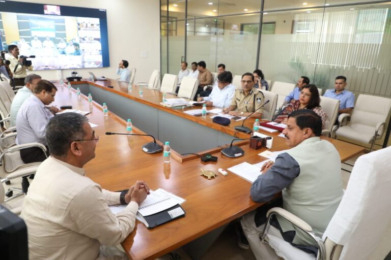 राजस्व महाअभियान-2″ राजस्व प्रकरणों के त्वरित निराकरण के लिए प्रदेश में चलेगा 45 दिन का विशेष अभियान: मुख्यमंत्री डॉ. यादव