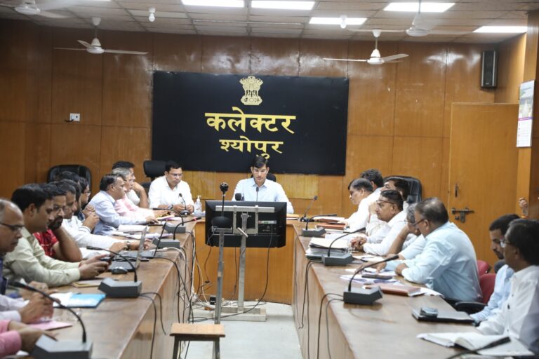 पुलिस लाइन ग्राउंड में होगा स्वतंत्रता दिवस का मुख्य समारोह मध्यान्ह भोजन कार्यक्रम का आयोजन कन्या परिसर ढेगदा में