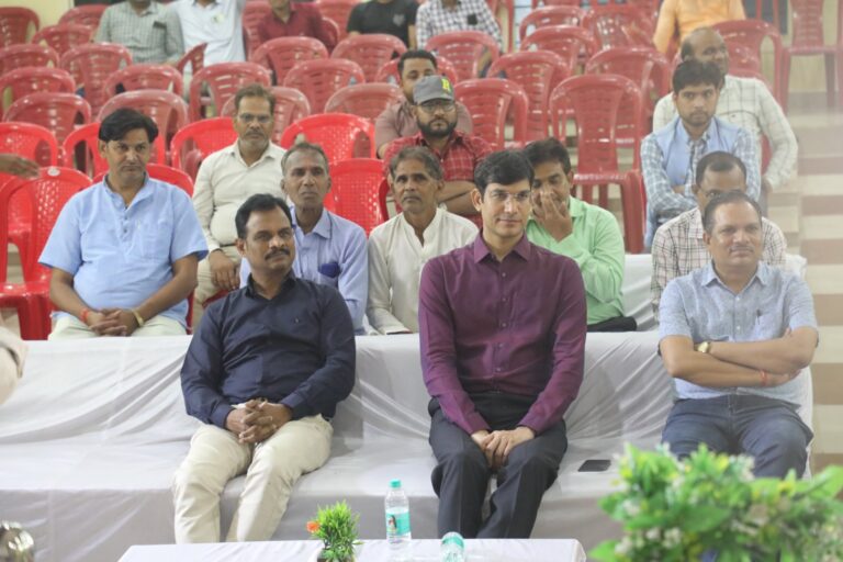 स्वंतत्रता दिवस समारोह की सभी तैयारियां पूर्ण, कलेक्टर करेंगे ध्वजारोहण मुख्य समारोह प्रातः 9 बजे से पुलिस लाईन परिसर में कन्या परिसर विद्यालय में होगा मध्यान्ह भोजन कार्यक्रम