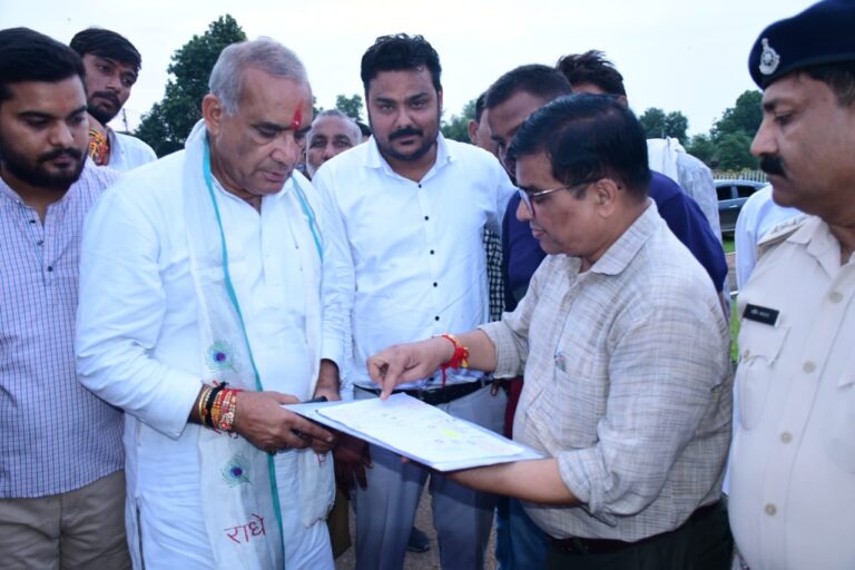 वन मंत्री रामनिवास रावत ने सीएम कार्यक्रम की तैयारियों का जायजा लिया