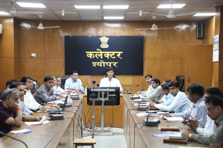 निवेश प्रोत्साहन केन्द्र बनेगा, एडीएम होंगे नोडल पीएम जनमन योजना के तहत 15 सितंबर तक 2 हजार आवास पूर्ण करने का लक्ष्य कलेक्टर की अध्यक्षता में समय सीमा की बैठक आयोजित