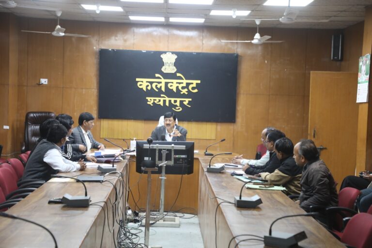 10 फीसदी से अधिक फीस बढाने वाले विद्यालयों पर 50-50 हजार का जुर्माना