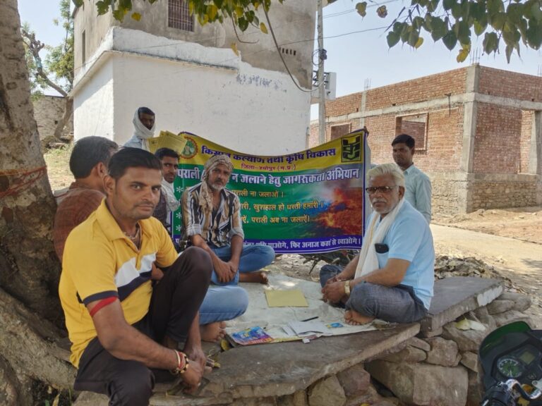 पराली प्रबंधन को लेकर कृषि विभाग सक्रिय, गांव-गांव जाकर किसानों को दी जा रही समझाइश