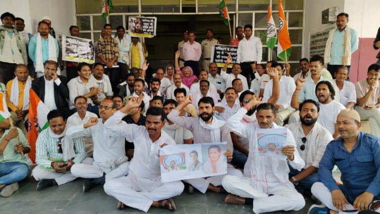 विपक्षी नेताओं पर ईडी की कार्रवाई के विरोध में राष्ट्रपति के नाम कांग्रेस का ज्ञापन