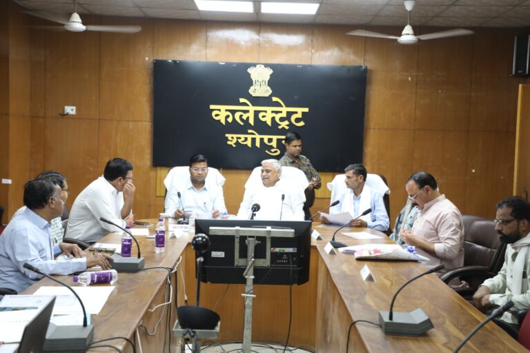 बटाईदारों को न जोड़ा जाए बिजली चोरी मामलों में: सांसद तोमर 📍 मानपुर में नया विद्युत उपकेंद्र प्रस्तावित