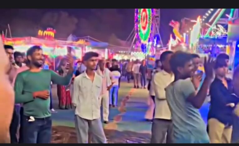 अवैध रूप से चल रहा हजारेश्वर मेला! पार्षदों ने की संचालन बंद कराने की मांग, नगर पालिका को हो रही लाखों की चपत