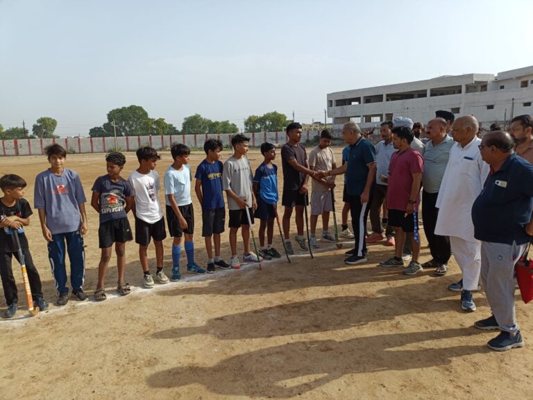 पूर्व मंत्री ने समर कैंप का किया निरीक्षण, बच्चों को बढ़ाया उत्साह