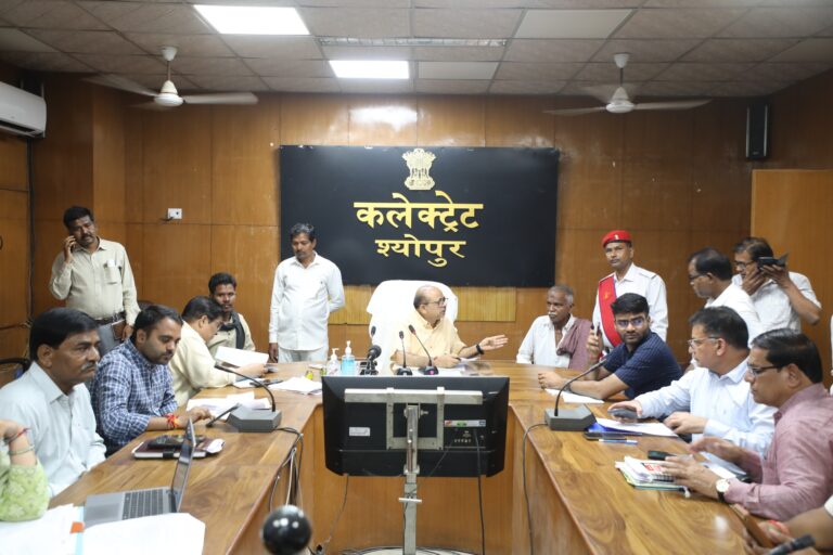 जनसुनवाई में 142 आवेदन, मौके पर मिला विधवा पेंशन का लाभ