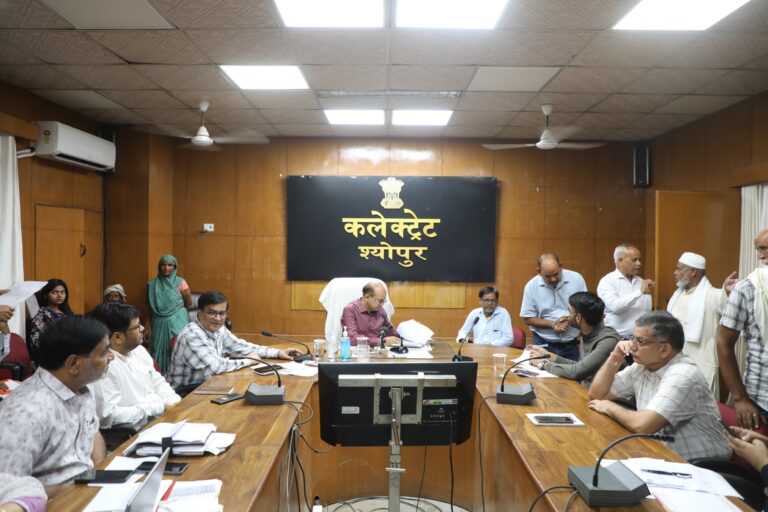 जनसुनवाई में बुजुर्गों को राहत, बीपीएल में नाम जुड़ा तो पेंशन का रास्ता खुला