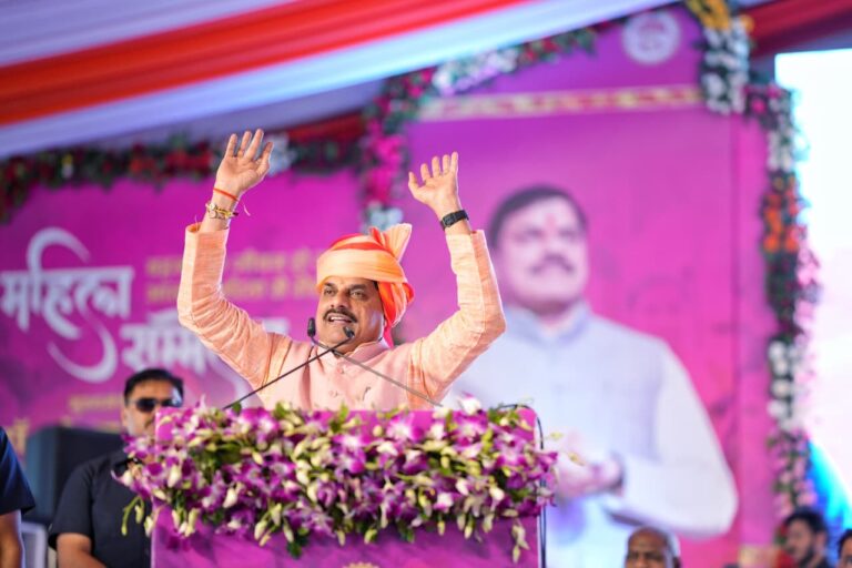 नए साल में छोटे दुकानदारों को बड़ी राहत 20 से कम कर्मचारियों वाले प्रतिष्ठानों में अनावश्यक निरीक्षण पर रोक