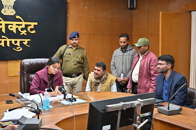 जनसुनवाई में त्वरित निराकरण, काशीराम को मिलेगा संबल योजना का लाभ