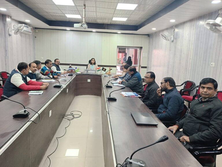 5वीं-8वीं की बोर्ड परीक्षा 20 फरवरी से, तैयारियों में कोई ढिलाई नहीं जिला पंचायत सीईओ की अध्यक्षता में बैठक, सभी व्यवस्थाएं समय पर पूरी करने के निर्देश