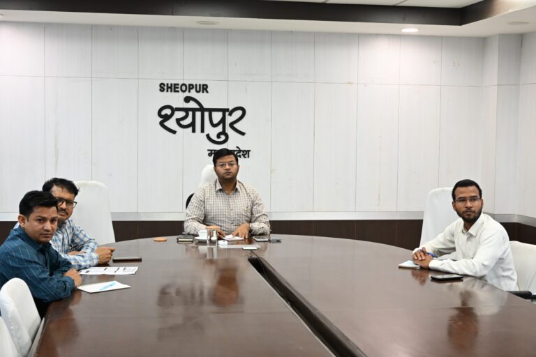 सर्वाइकल कैंसर वैक्सीनेशन और पीएम राहत योजना पर फोकस करें – मुख्य सचिव