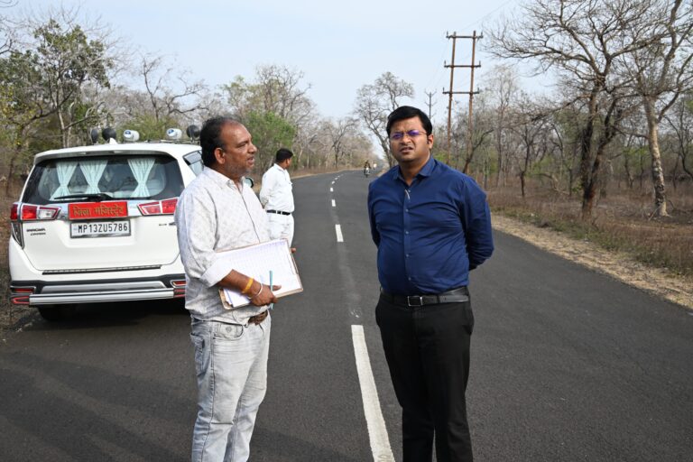 श्योपुर-शिवपुरी रोड पर तेजी के निर्देश