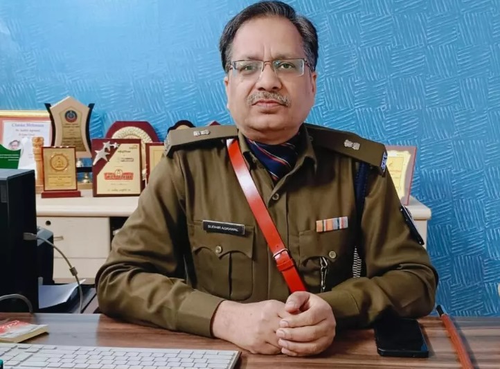 थाने में ही महिला से गाली-गलौज और जान से मारने की धमकी: पुलिस पर मिलीभगत के आरोप, एसपी से कार्रवाई की मांग