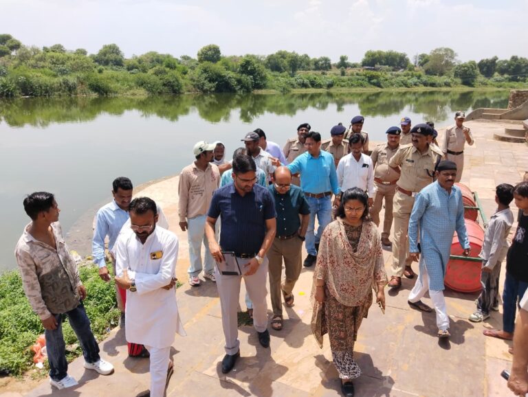 मोहर्रम पर सुरक्षा व्यवस्था हाई अलर्ट, कलेक्टर ने करबला पहुंचकर संभाली कमान