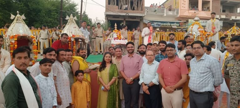 डोल ग्यारस पर आस्था का सैलाब, जल विहार के लिए निकले देव विमान; बंजारा डैम पहुंची कलेक्टर